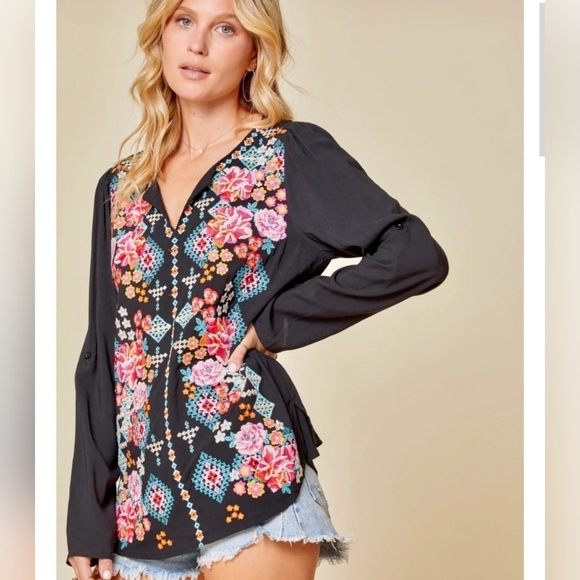Savanna Jane Pullover Tunic Top Small Black/Multicolor Floral Embroidered Boho - Picture 3 of 10